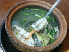 -巫记鸡饭店