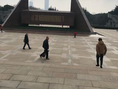 -上海市龙华烈士陵园