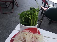 -螺思宝螺蛳粉火锅·鸭脚煲(西乡店)