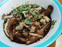 -席娜卡琳火车铁道夜市