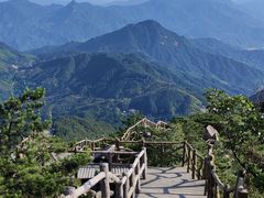 -罗田薄刀峰风景区