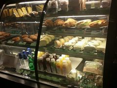 -星巴克臻选(南京金茂览秀城店)