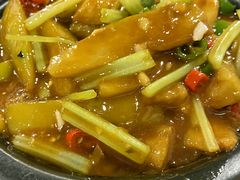 鱼香茄子煲-虎虎龙虾大排档(双井店)