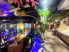 -城墙拐拐火锅(三峡广场黑金冠店)