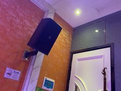 -皇马纯KTV·量贩·聚会(民治店)