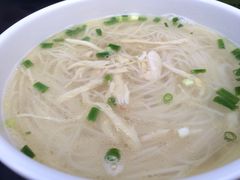 鸡汤银丝面-二孃鸡爪爪(东郊记忆店)