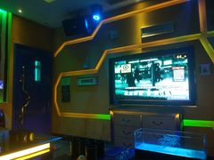 -宝岛甲壳虫KTV(蓝天路店)