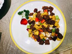 春色澳洲小牛肉-同喜烤鸭店(光芒店)