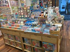 -猫的天空之城概念书店(杭州南宋御街店)