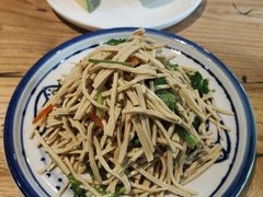 -小放牛炒菜馆(军校店)