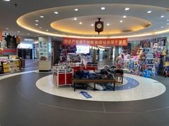 -上海亚太新阳服饰礼品市场