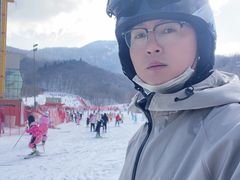 -亚布力新体委滑雪场