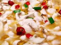 中辣酸菜鱼-周渝食惦酸菜鱼(青浦店)