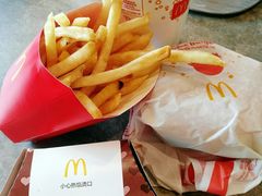 -麦当劳(展览路店)
