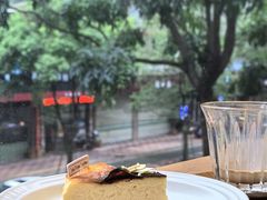-You’ll see coffee 咖啡