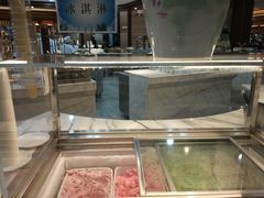 面包甜点陈列柜-大佛寺高级素食自助餐厅