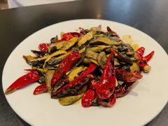 见手青又嫩又鲜-南蛮子(进贤路店)