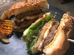 -HIGH FIVE哈福手工汉堡(桂林路店)