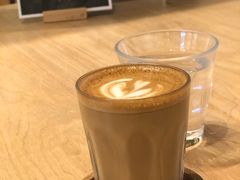短笛咖啡-代数学家algebraist(诚品店)