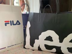 -枫叶小镇奥特莱斯