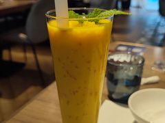 -港丽餐厅(来福士店)