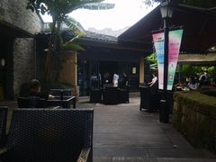 -铜锣湾·有麝自然香(重庆新天地店)
