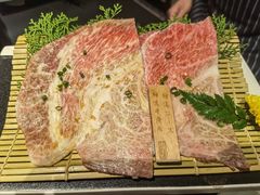 -山川小町·极番烧肉(新地假日广场店)