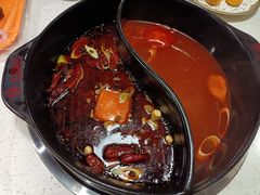 -五味缘小郡肝串串火锅(泛悦城市奥特莱斯店)