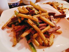 土豆条煸牛肉-德居源
