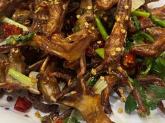 -超越海鲜屋(飞龙物业店)