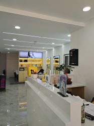 -Coo Hair salon