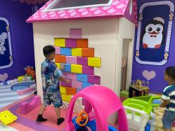 -孩子王童乐园(马群店)