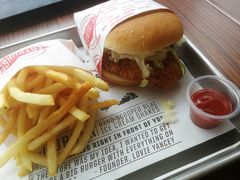 -FATBURGER 特富客汉堡(外交公寓店)
