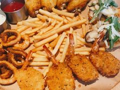 -必胜客(尹山湖歌林公园店)