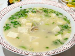 -五谷丰登农家院·地道胶东菜·海鲜烧烤(威海店)