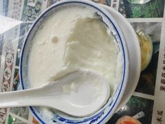 -周大娘牛乳(旧寨古村总店)