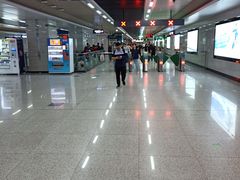 -马鹦路(地铁站)