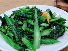 青菜-正宗鸡饭粤香酒家(朱村店)