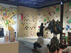 -ROCKPLUS攀岩馆(环宇城店)