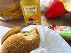 -麦当劳(金山红星美凯龙DT店)