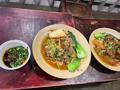 -方铲铲·成都板凳面(滨江银泰店)