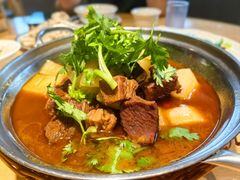 -兔行天下-鸿鹤鲜锅兔(中海国际店)