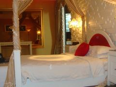 姑娘不小了&nbsp;061-薇爱精品时尚酒店(吴中店)