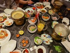 -半岛翡丽海鲜自助餐厅(观风亭店)