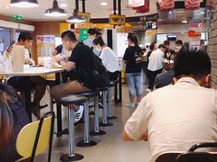 -麦当劳(秣陵路店)