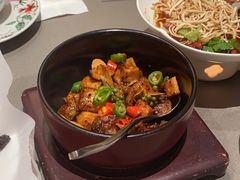 -小厨娘绣中淮扬(总统府大行宫店)