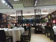 大堂-山泉公馆酒家(广州东站店)