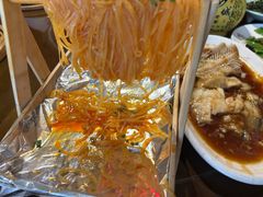-东口码头·烧鸽子·鱼头泡饼·地方菜(金鹰悦城店)
