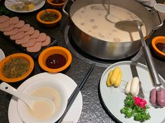 -煲宫猪肚鸡(昆山金鹰国际购物中心店)