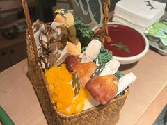 -三出山火锅(南京万象天地店)